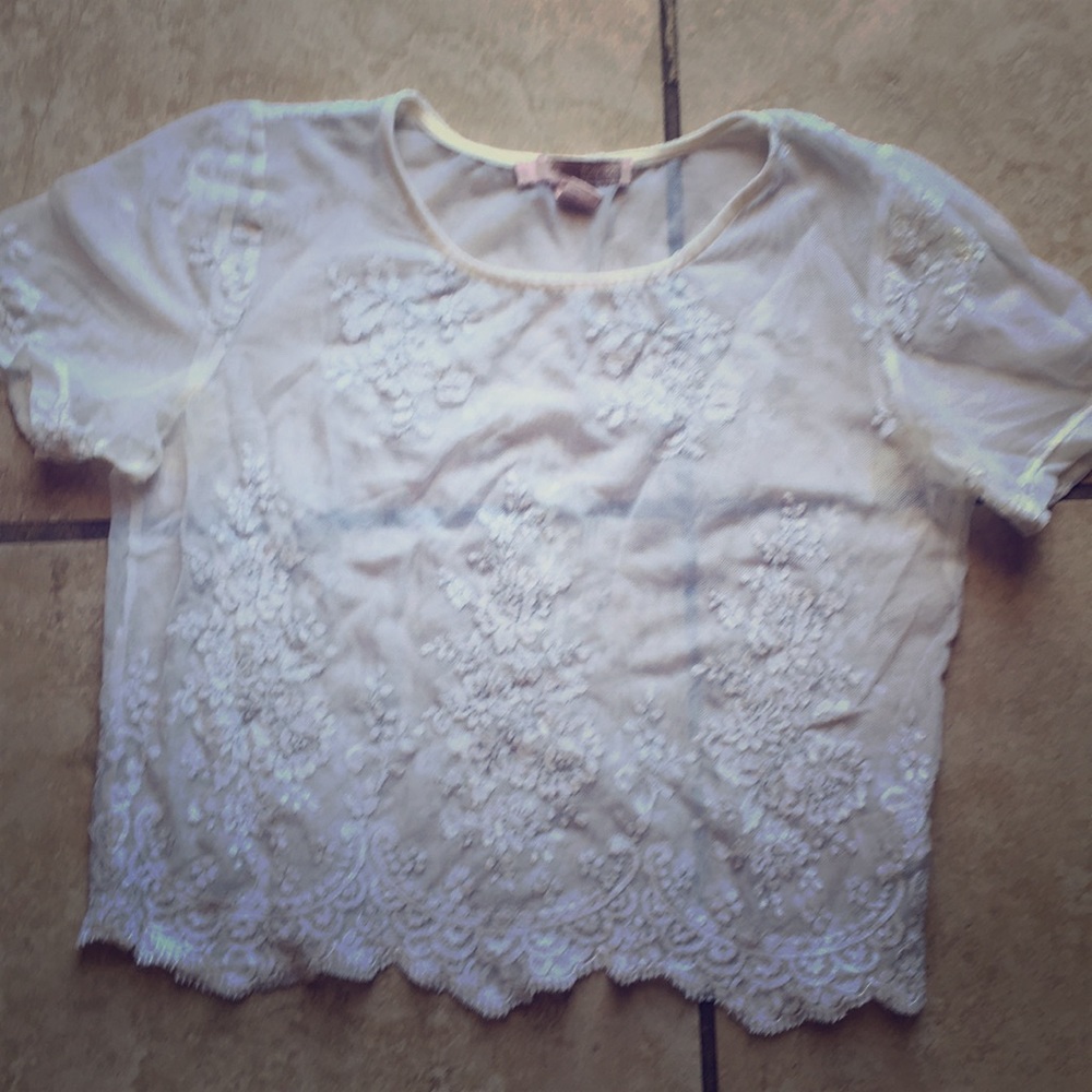 Crop top shirt